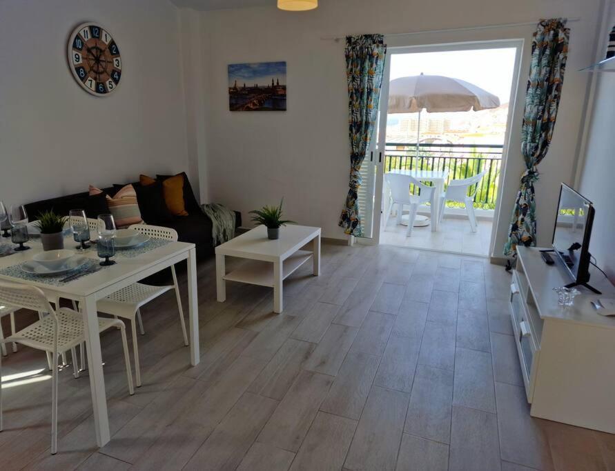 Precioso Y Confortable Apartamento En El Sur Арона Экстерьер фото