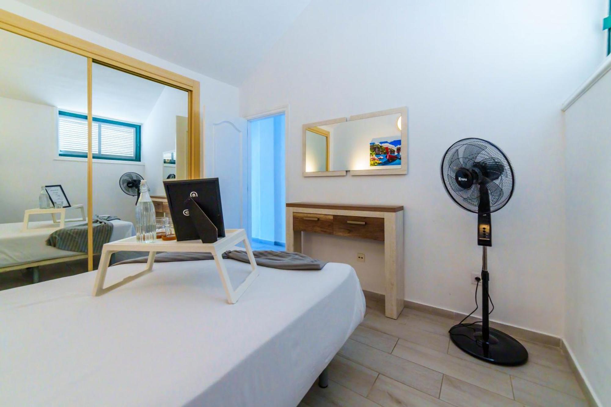 Precioso Y Confortable Apartamento En El Sur Арона Экстерьер фото