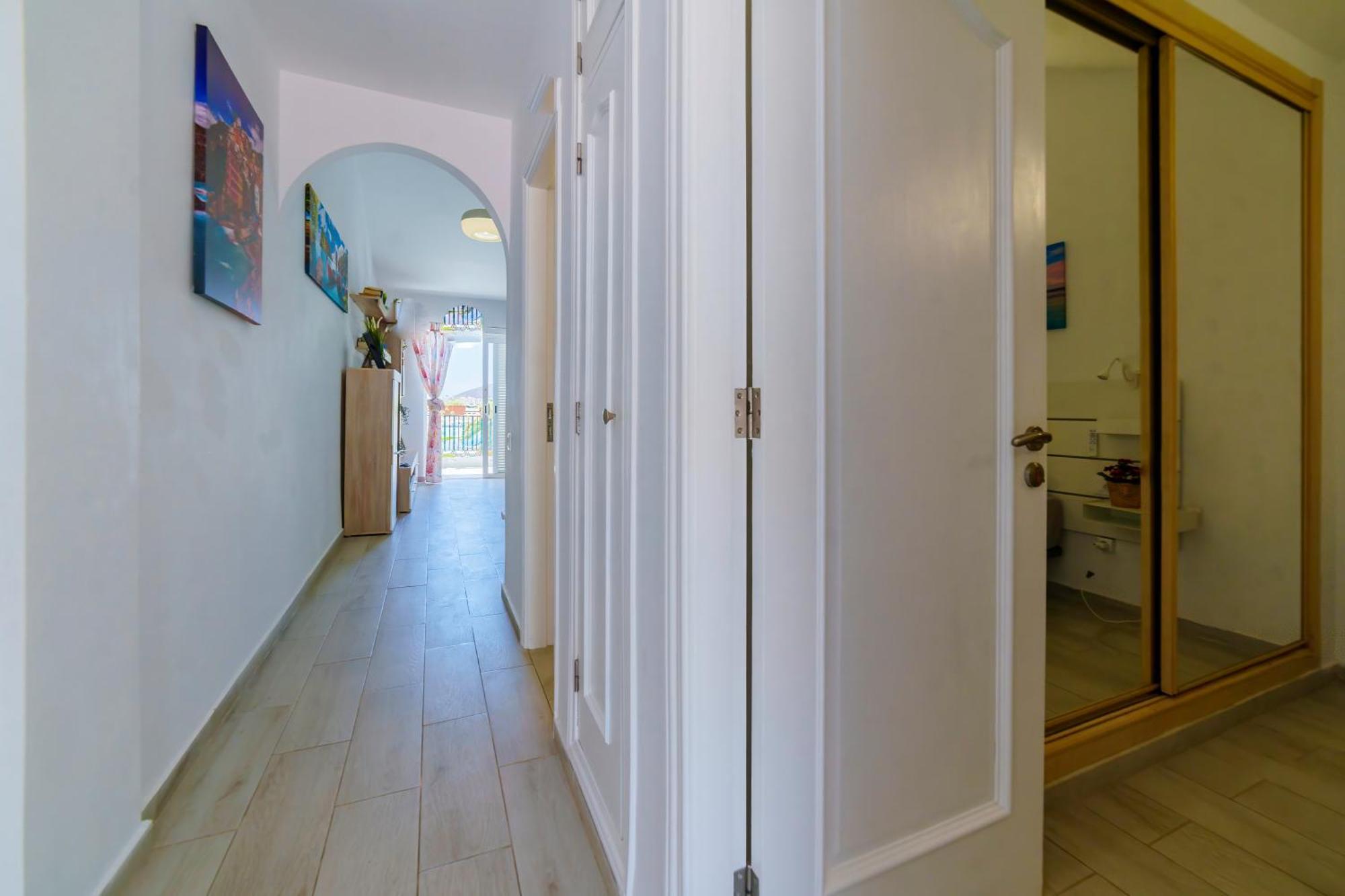 Precioso Y Confortable Apartamento En El Sur Арона Экстерьер фото